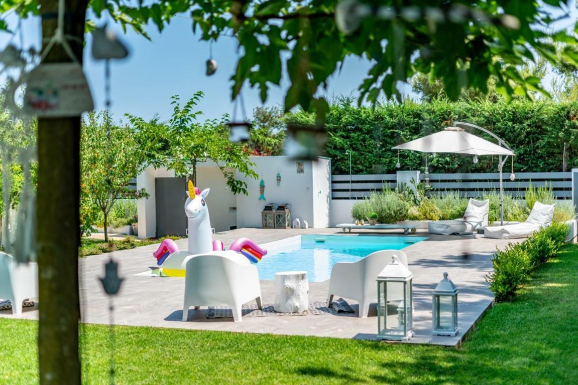 Zen Villa In Schinias Buitenkant foto